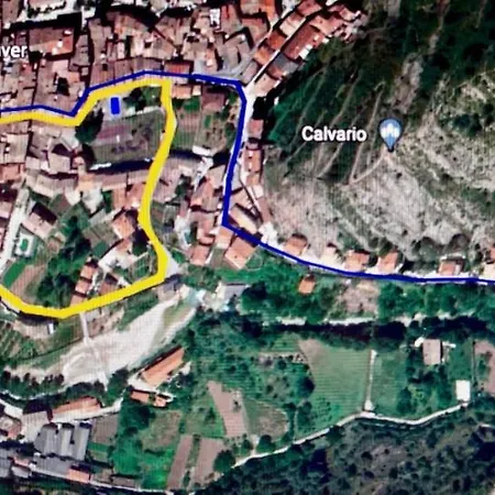 Juver カントリーハウス ベセイテ