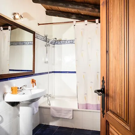 Juver בית כפרי